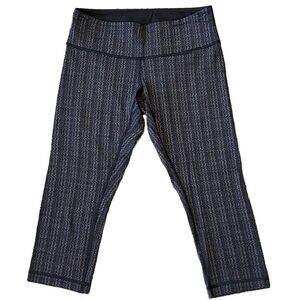 Lululemon Athletica Crop Leggings Size 8